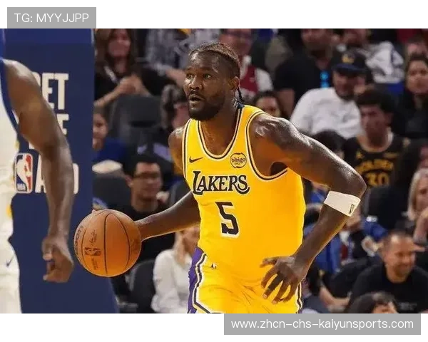 球星在赛场上展现领导力成为球队精神领袖,球员们在赛场上展现